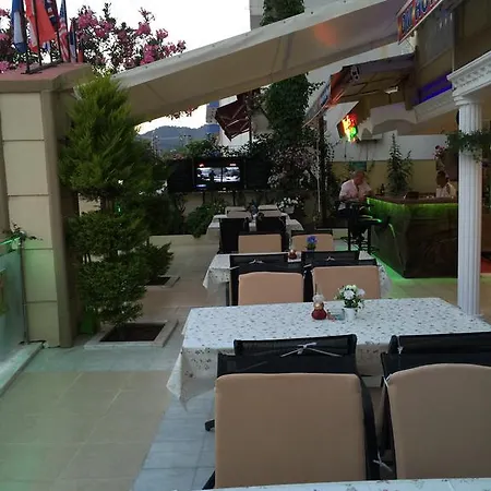 Dm Hotel *