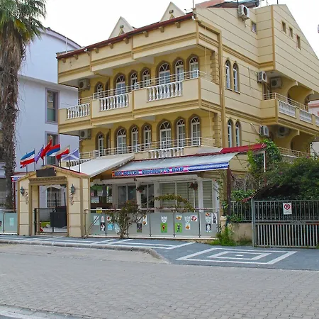 Hotel Dm *